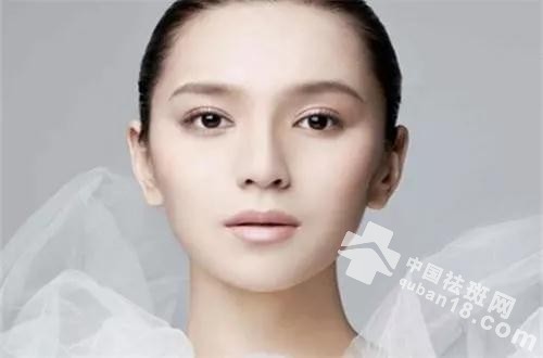 <a href=http://www.quban18.com/qubanfenlei/huangheban/><a href=http://www.quban18.com/tag/huangheban/>ƺ<a href=http://www.quban18.com/tag/ban_4098/></a></a></a>þò<a href=http://www.quban18.com/tag/danhua/></a><a href=http://www.quban18.com/tag/zenmeban/>ô</a>𼱣򵥵<a href=http://www.quban18.com/tag/ban/><a href=http://www.quban18.com/tag/ban_4098/></a></a><a href=http://www.quban18.com/qubanbaike/qubanfangfa/><a href=http://www.quban18.com/tag/fangfa/></a></a><a href=http://www.quban18.com/tag/fenxiang/></a>