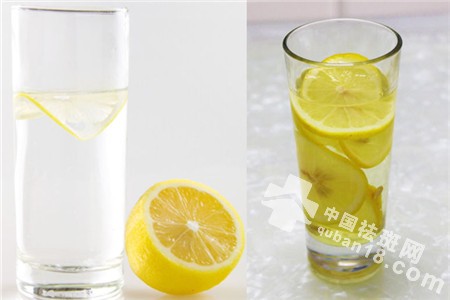 <a href=http://www.quban18.com/tag/changban/>长<a href=http://www.quban18.com/tag/ban_4098/>斑</a></a>的<a href=http://www.quban18.com/qubanbaike/qubanyuanyin/><a href=http://www.quban18.com/tag/yuanyin/>原因</a></a>及<a href=http://www.quban18.com/tag/ban/>祛<a href=http://www.quban18.com/tag/ban_4098/>斑</a></a>的<a href=http://www.quban18.com/qubanbaike/qubanfangfa/><a href=http://www.quban18.com/tag/fangfa/>方法</a></a>是什么 教你轻松<a href=http://www.quban18.com/tag/chu/>祛除</a>小<a href=http://www.quban18.com/tag/miaozhao/>妙招</a>